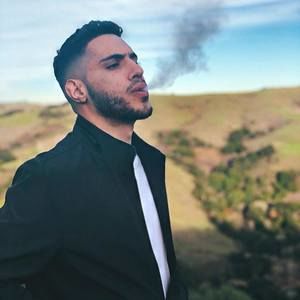 Meet your Posher, Mohamed